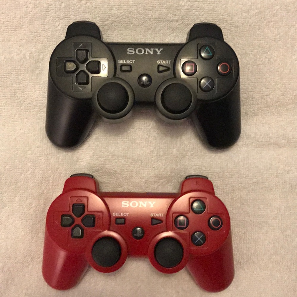 Set of 2 PlayStation 3 Controllers Great Condition